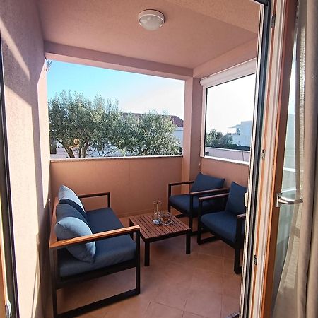 Lily Apartments Punta Skala ペトルチャネ エクステリア 写真